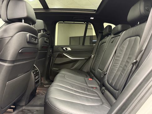 Used 2019 BMW X5 xDrive40i AWD/4WD image 15