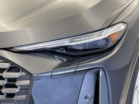 New 2025 Audi Q5 Premium Plus image 14