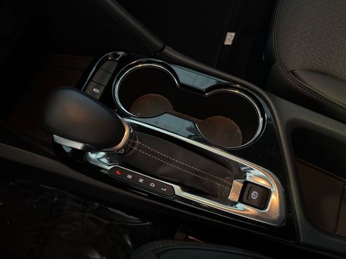 Used 2025 Buick Encore GX Preferred image 42