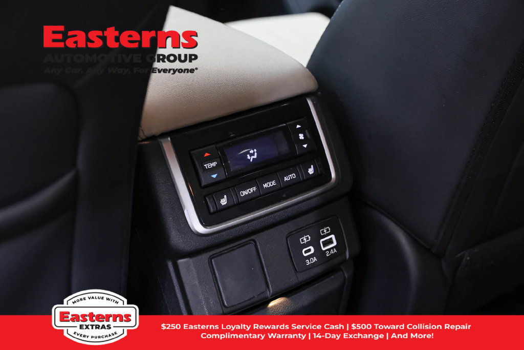 Used 2023 Subaru Ascent Limited AWD/4WD image 24