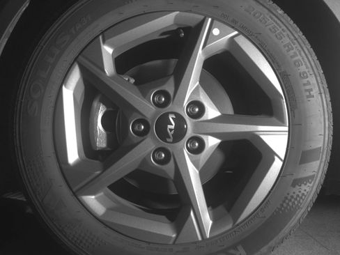 Used 2025 Kia K4 FWD image 14