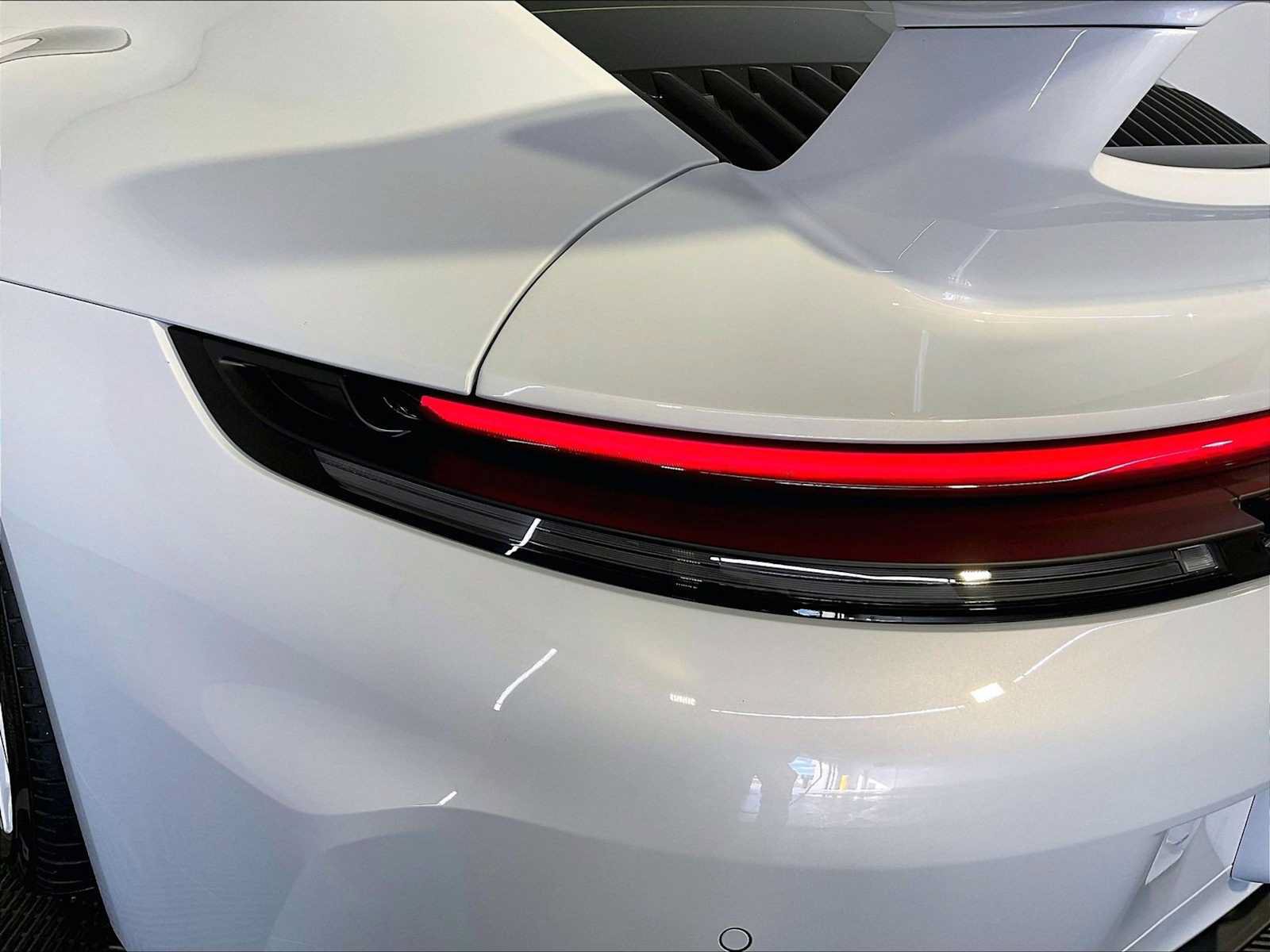 Certified 2026 Porsche 911 Carrera 4S AWD/4WD image 30