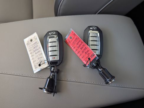 Used 2024 INFINITI QX50 Luxe FWD image 36