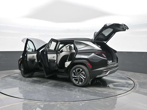New 2026 Hyundai Tucson Limited image 41