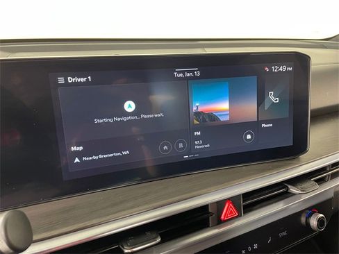 Certified 2024 Kia Sorento SX Prestige image 7