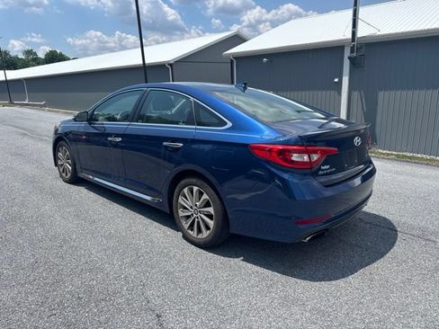 Used 2017 Hyundai Sonata Sport w/ Value Edition Package 02 FWD image 3