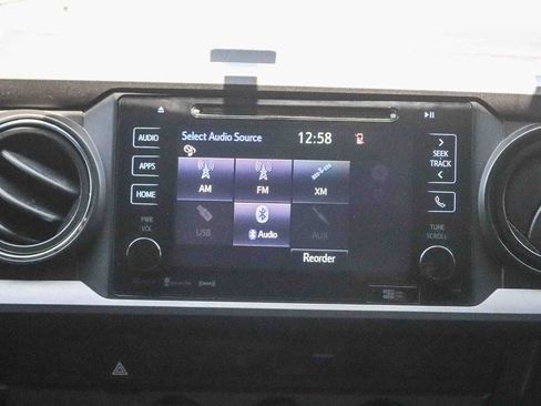Used 2016 Toyota Tacoma TRD Off-Road w/ Towing Package RWD image 14