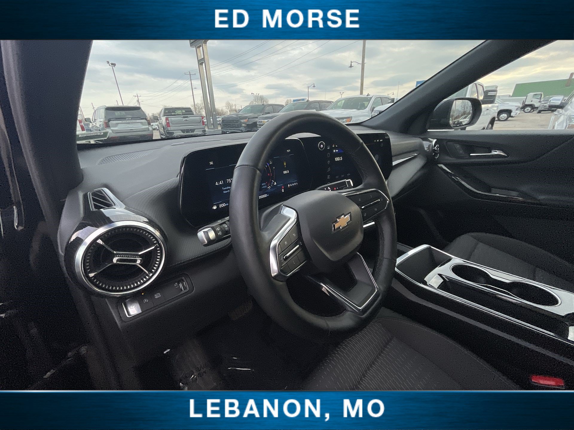 Used 2025 Chevrolet Equinox LT AWD/4WD image 10