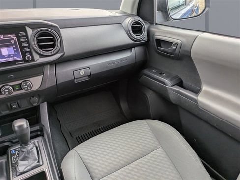 Used 2022 Toyota Tacoma SR image 17
