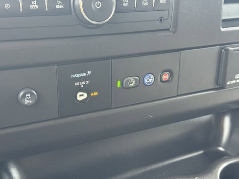 Used 2023 Chevrolet Express 3500 LS image 24