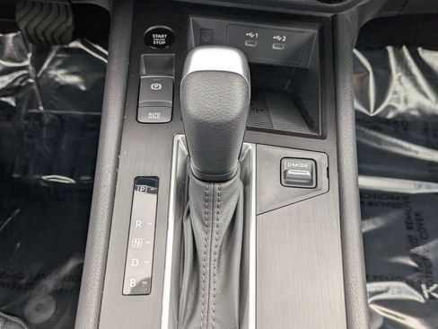 New 2026 Nissan Kicks SV w/ SV Premium Package image 13