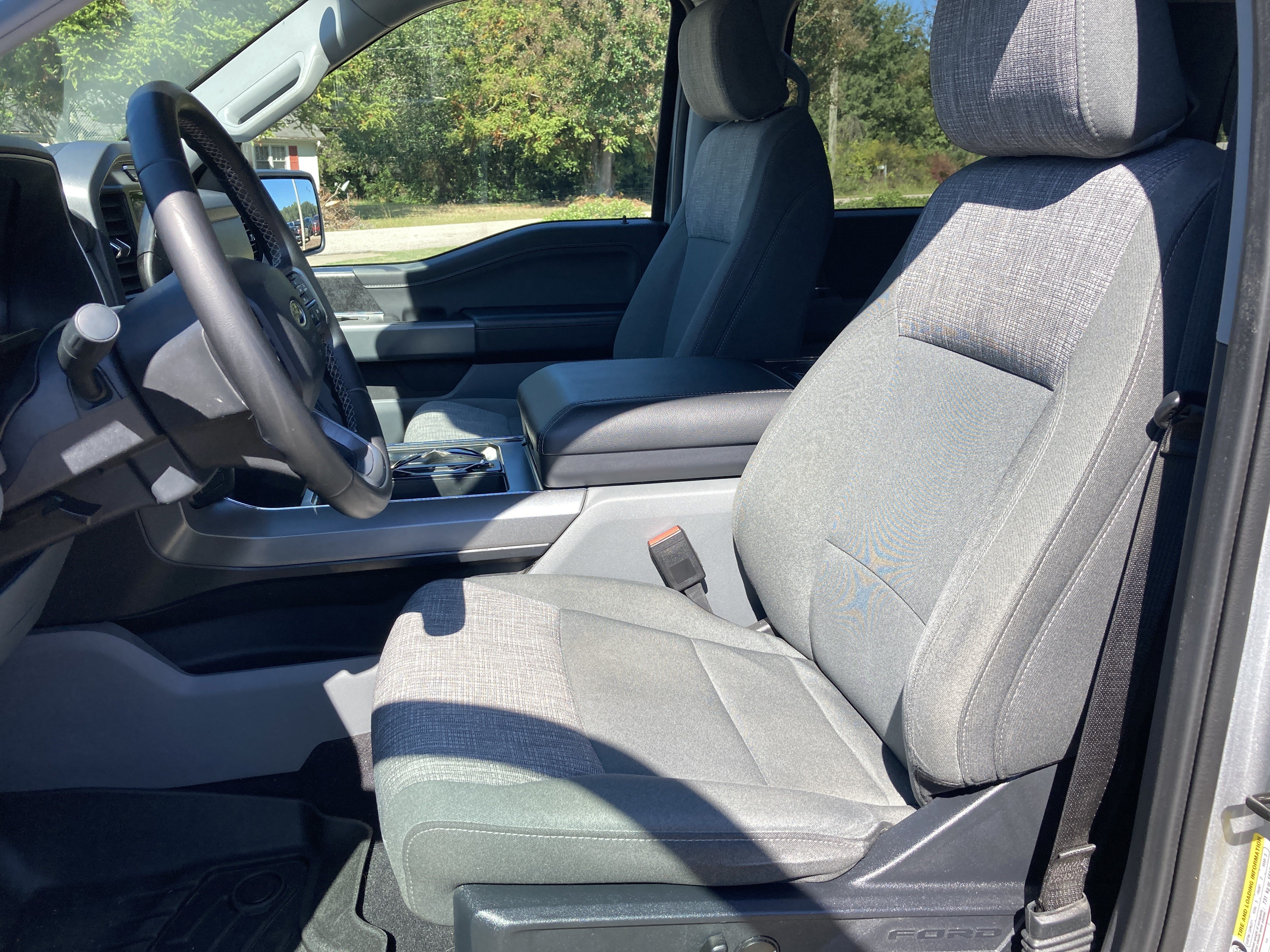Used 2023 Ford F150 XLT w/ Equipment Group 302A High RWD image 3