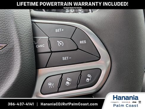 New 2026 Chrysler Pacifica Select FWD image 28