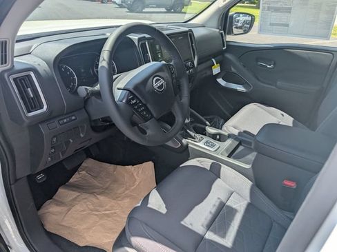 New 2026 Nissan Frontier SV w/ All-Weather Content Package AWD/4WD image 15