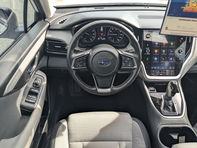 Used 2025 Subaru Outback Premium AWD/4WD image 16