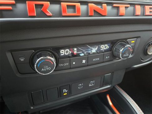 New 2025 Nissan Frontier PRO-4X w/ Pro Premium Package image 19