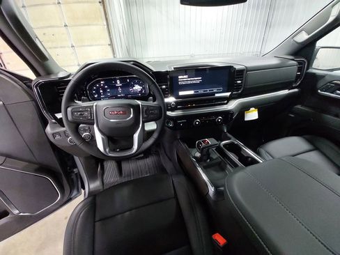 New 2025 GMC Sierra 1500 SLT w/ SLT Premium Plus Package image 15