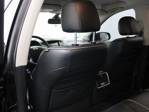 Used 2019 INFINITI QX60 Luxe w/ Essential Package image 19