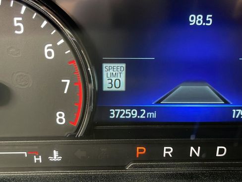 Used 2023 Ford Explorer Limited image 16