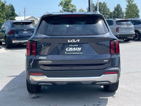 New 2026 Kia Sorento EX AWD/4WD image 6