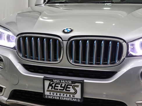 Used 2018 BMW X5 xDrive40e w/ Premium Package AWD/4WD image 8