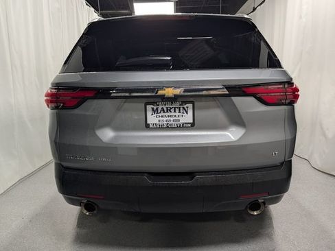 Certified 2023 Chevrolet Traverse LT w/ LT Premium Package AWD/4WD image 4
