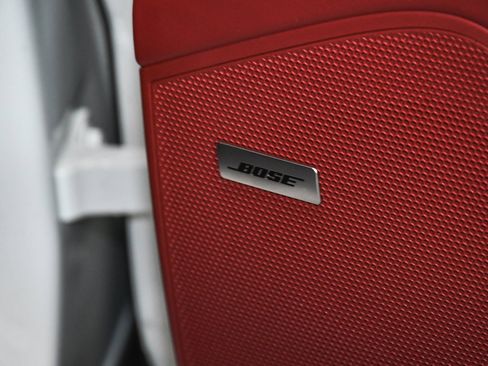 Used 2023 Porsche Cayenne Turbo S image 18