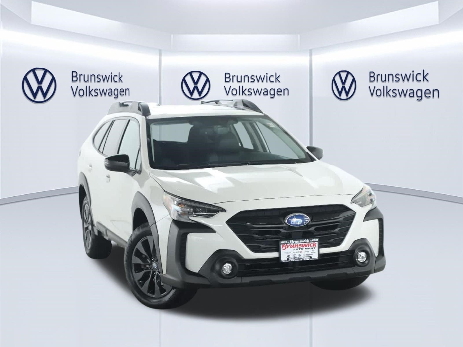 Used 2024 Subaru Outback Onyx Edition AWD/4WD image 2