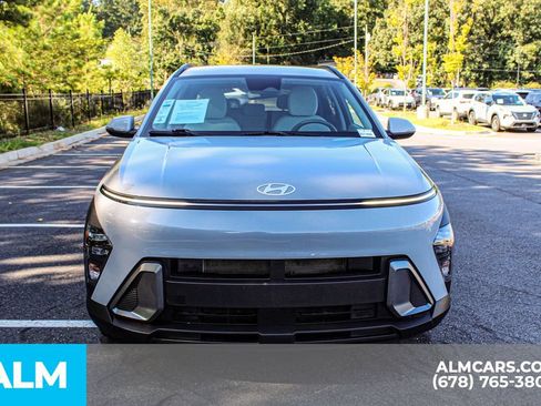 Used 2024 Hyundai Kona SEL FWD image 9