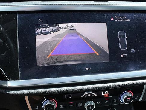 Used 2019 Audi Q3 2.0T Premium image 21