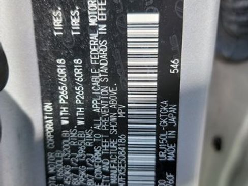 Used 2014 Lexus GX 460 w/ Premium Package AWD/4WD image 26