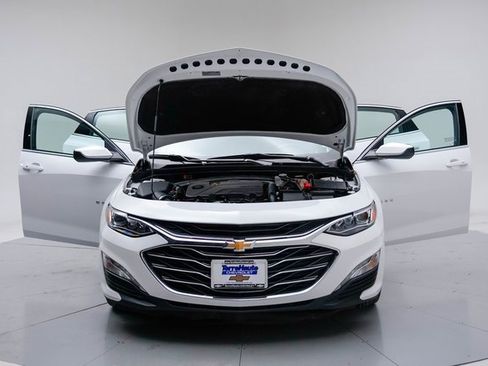 Used 2024 Chevrolet Malibu LT image 16