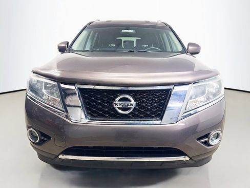 Used 2016 Nissan Pathfinder S image 2