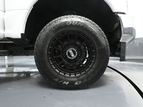 Used 2021 Ford F250 XL w/ Power Equipment Group image 16