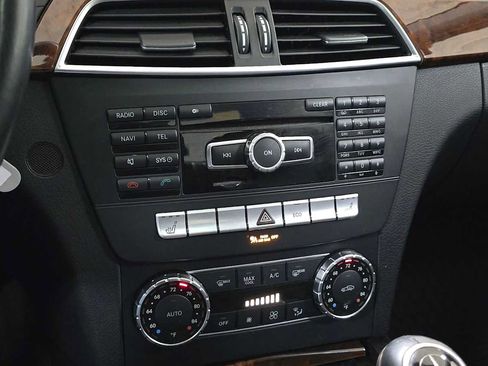 Used 2013 Mercedes-Benz C 300 4MATIC Sedan image 31