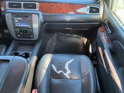 Used 2014 GMC Yukon SLT image 17