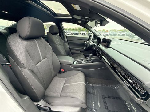 Certified 2025 Honda Accord Sport image 19