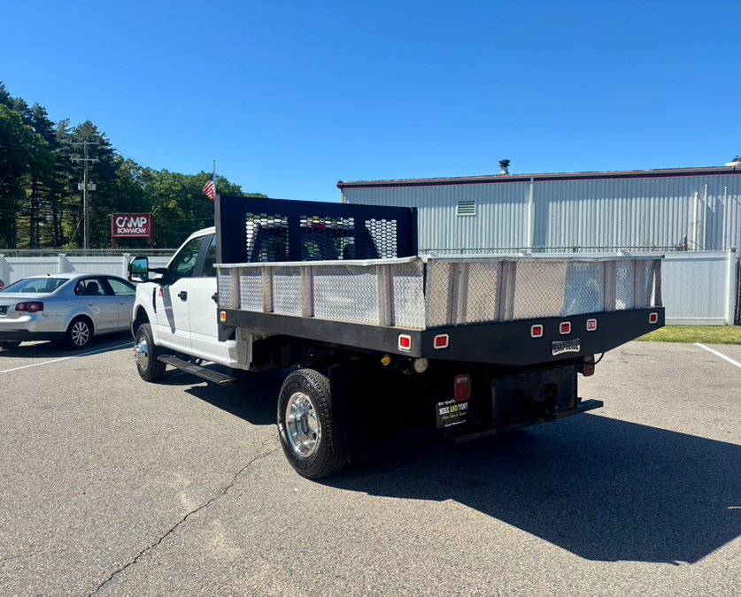Used 2017 Ford F350 XL w/ Power Equipment Group AWD/4WD image 9