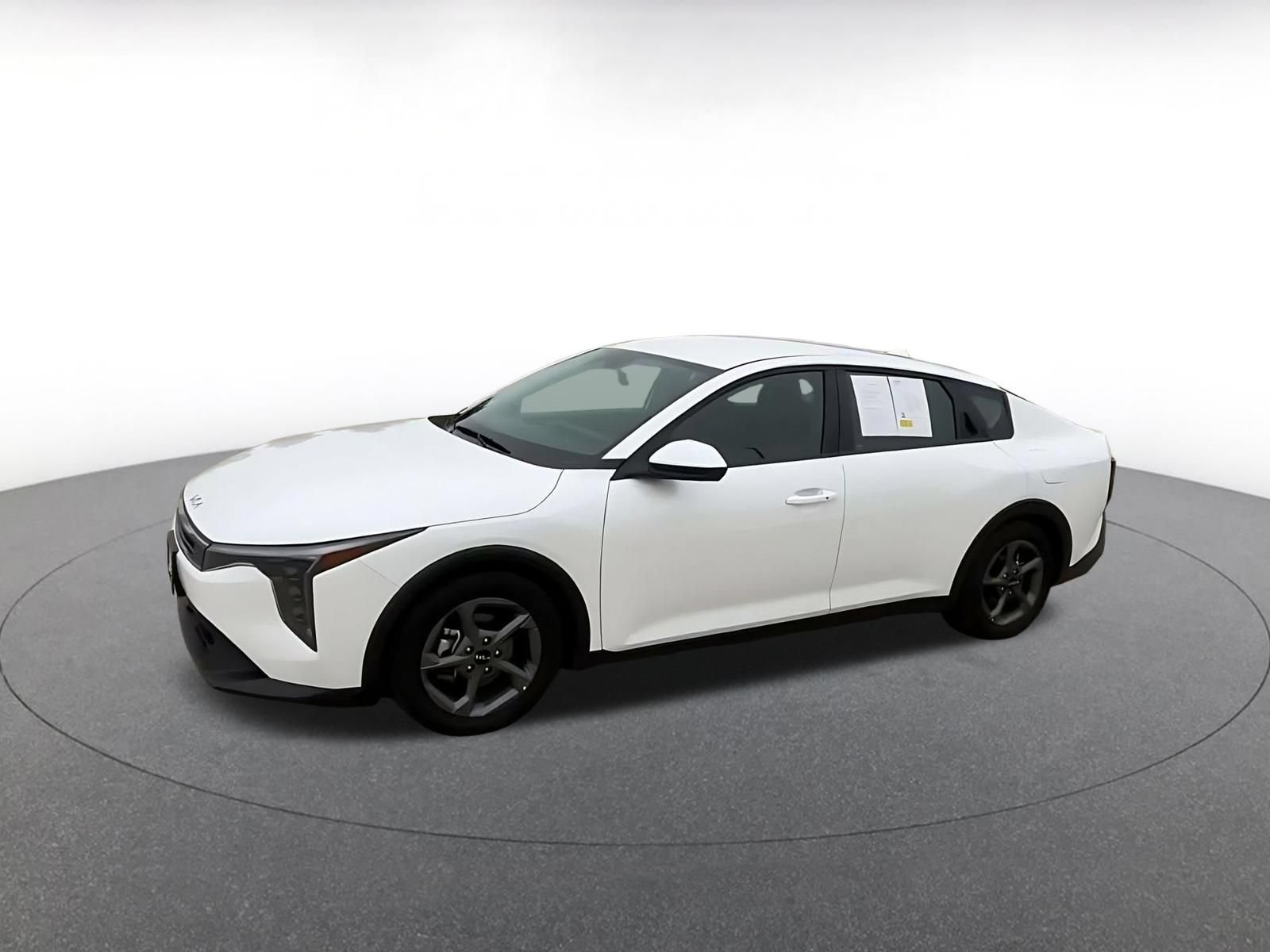 Used 2025 Kia K4 FWD image 9
