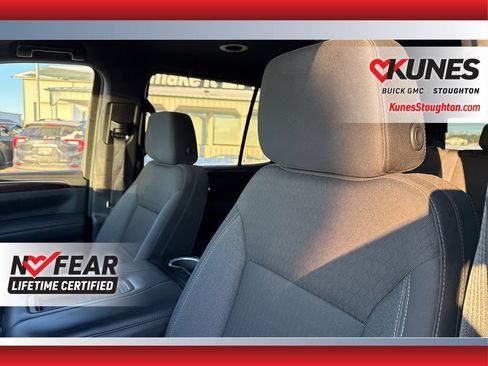 Used 2024 GMC Yukon SLE image 19