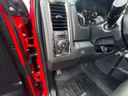 Used 2017 RAM 1500 Sport w/ Quick Order Package 26Q Night AWD/4WD image 17
