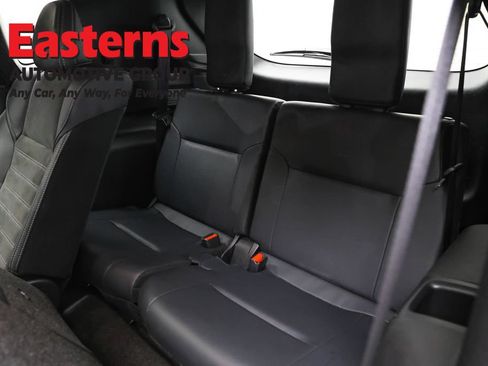 Used 2025 Mitsubishi Outlander SE AWD/4WD image 26