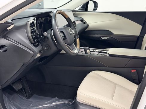 Used 2024 Lexus RX 350 AWD image 14