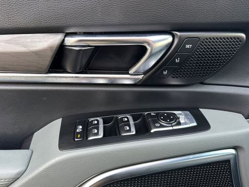 Used 2024 Kia Telluride SX Prestige X-Line image 12