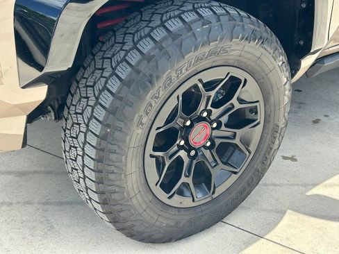 Used 2025 Toyota 4Runner TRD Pro AWD/4WD image 9