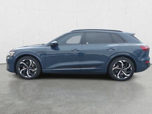 Used 2024 Audi Q8 e-tron Premium Plus w/ Premium Plus Package AWD/4WD image 8