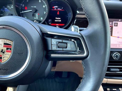 Used 2025 Porsche Macan image 47