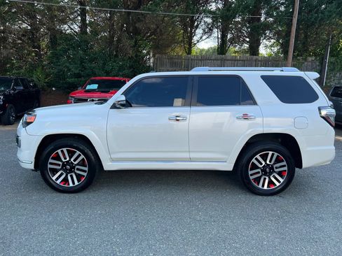 Used 2023 Toyota 4Runner Limited AWD/4WD image 7