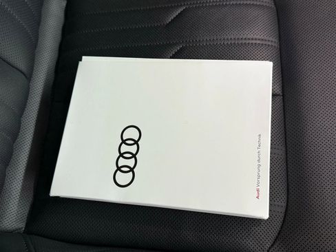 Used 2021 Audi RS 7 Prestige image 48