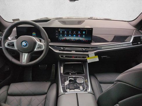 New 2026 BMW X5 xDrive50e w/ M Sport Package AWD/4WD image 15